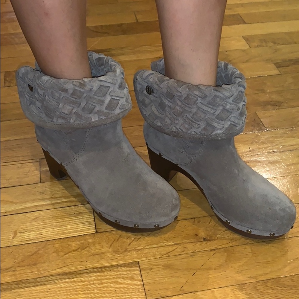 uggs boots - Picture 2 of 3
